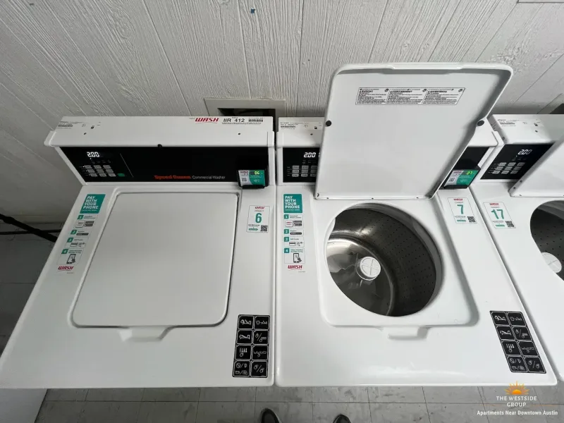 heavy-duty-laundry-machines