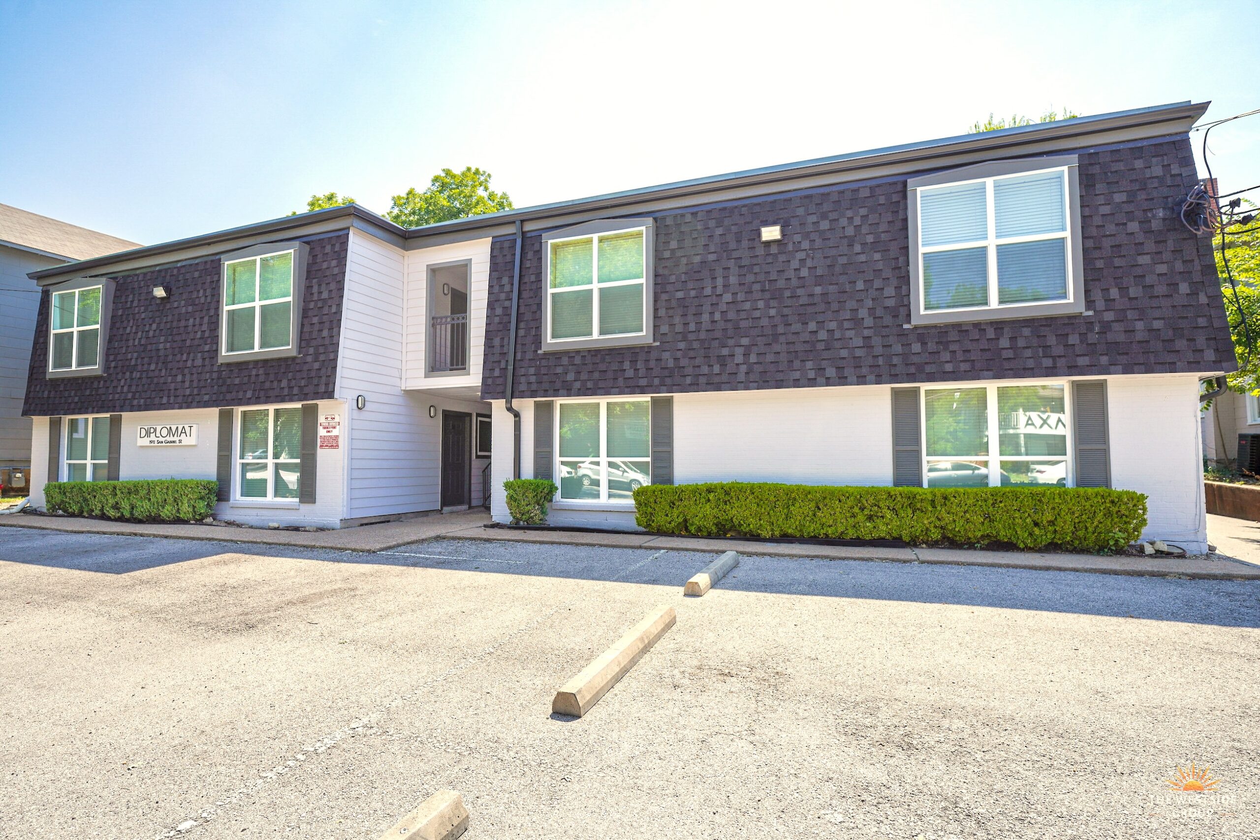 apartment-building-west-campus-austin